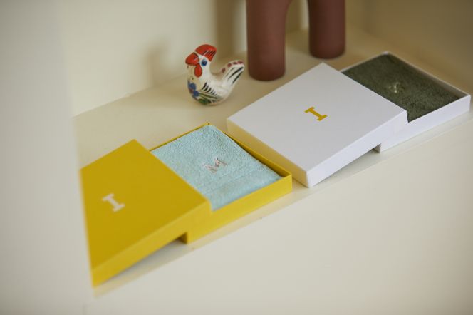 ギフト用箱の写真