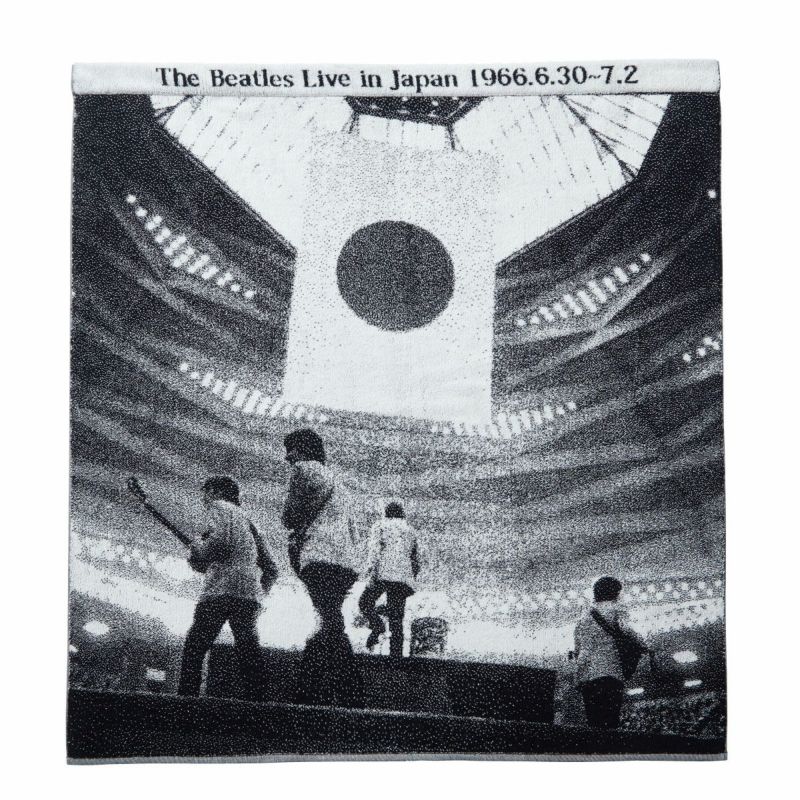 Beatlesタペストリー『Live at Budokan』 【ビートルズ】 | IKEUCHI ORGANIC 公式通販