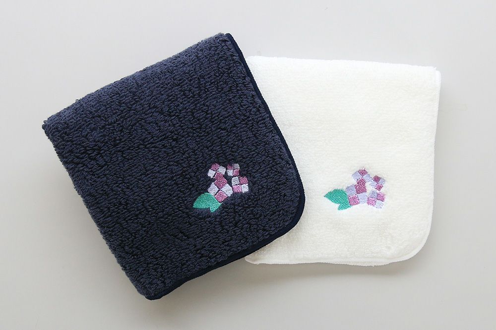 シーズン刺繍タオルハンカチ　紫陽花